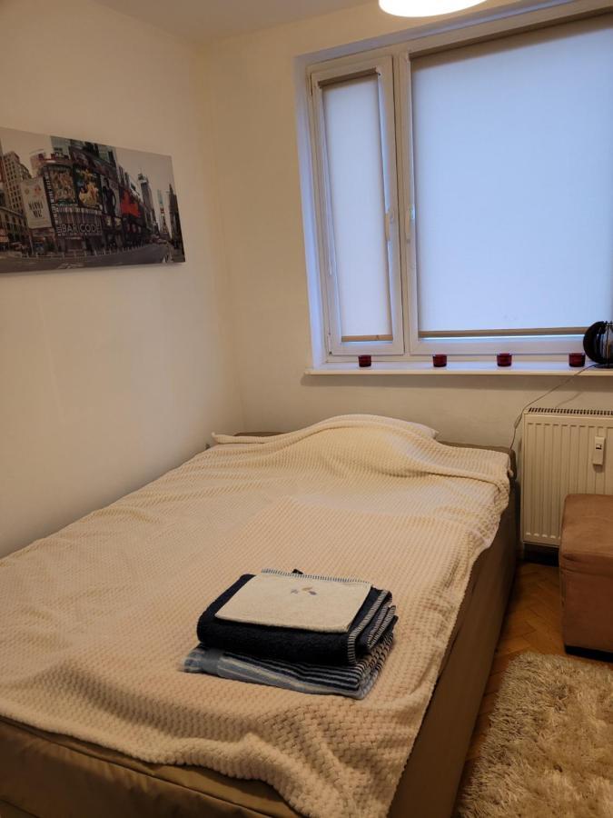 Filmowy Zoliborz Apartman Varsó Kültér fotó